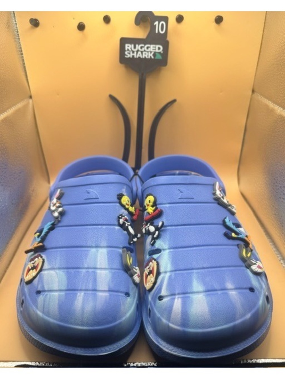 Size 10 Men Rugged Shark Looney Toons Charms Water Clogs